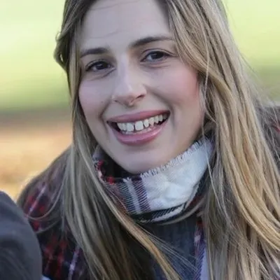 Anabela Nunes-Edwards, Therapist